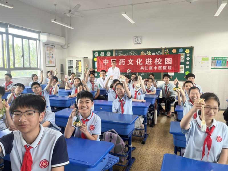 简讯照片 2.jpg